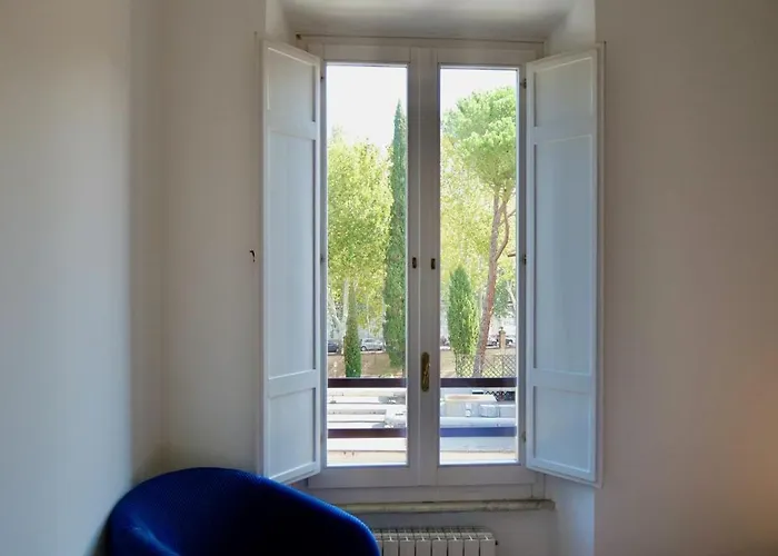 Livia86 - Trastevere Rome